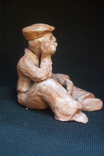 statuette en argile